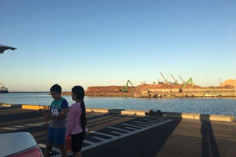 QUEEN BEDROOM FRIENDLY HOME PORTLAND - Holiday Adelaide 6