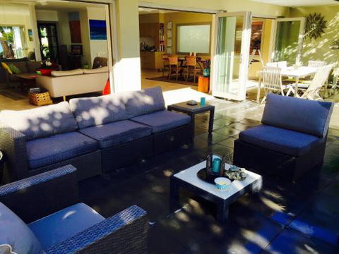 Tali Oak Beach House - Holiday Adelaide 0