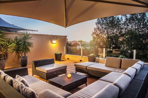 Contemporary & Luxurious Little Cove - Holiday Adelaide 4