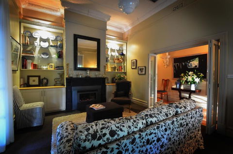 Clement House - Holiday Adelaide 4