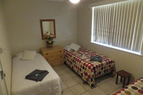 Ocean Beach Chalet 15 - Holiday Adelaide 3