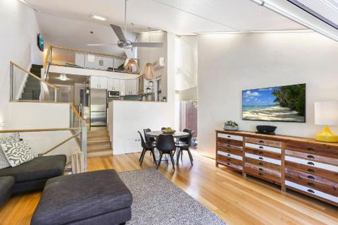 Noosa De Villa - Holiday Adelaide 0