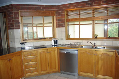 Getawaytoaljon - Holiday Adelaide 2