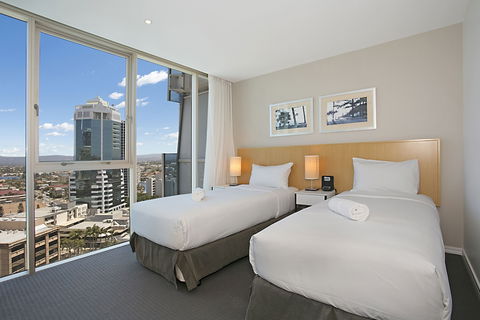 Orchid Residences - HR Surfers Paradise - Holiday Adelaide 6