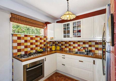 Central Bohemian Studio - Holiday Adelaide 0