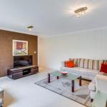 Hear The Waves At Anna Bay! - Holiday Adelaide 0
