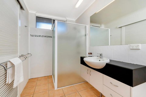 Coral Sea Holiday House - Holiday Adelaide 3