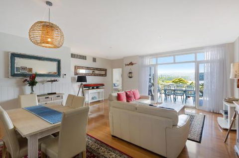 Wharf Apartment Unit 5 - Holiday Adelaide 2