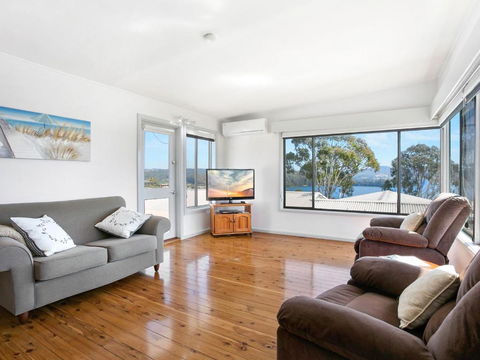 Frangipani Cottage Narooma - Holiday Adelaide 2
