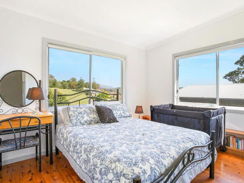 Frangipani Cottage Narooma - Holiday Adelaide 4