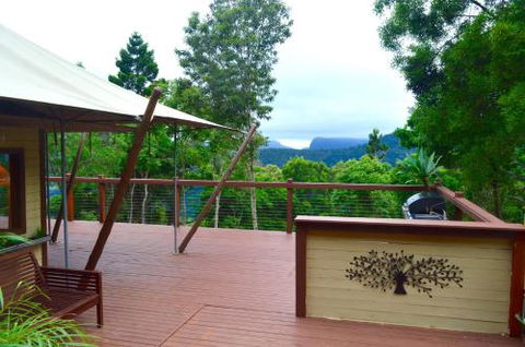 Clouds Serenity - Holiday Adelaide 2