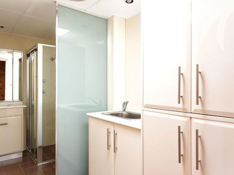 Oceanside 18 - Holiday Adelaide 1