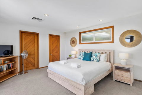 Zaffiro Beach House - Holiday Adelaide 2