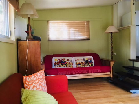 Little Beach House - Holiday Adelaide 1