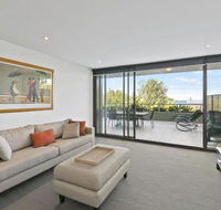 LORNE CHALET APARTMENT 36 Central Location - Holiday Adelaide