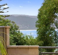 APARTMENT 23 PACIFIC APARTMENTS sit on the deck  soak in the view - Holiday Adelaide