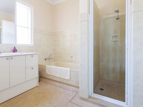 BEACH BELLE MORNINGTON - Holiday Adelaide 2