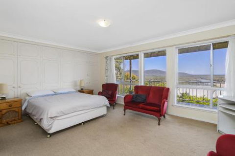 La Mer 19 Dulconghi Street - Holiday Adelaide 2
