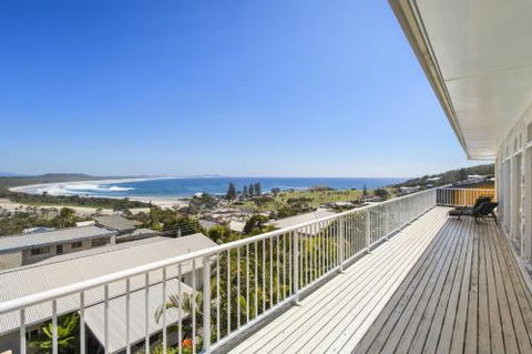 La Mer 19 Dulconghi Street - Holiday Adelaide 3