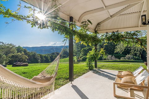 Your Luxury Escape - Fairway - Holiday Adelaide 0