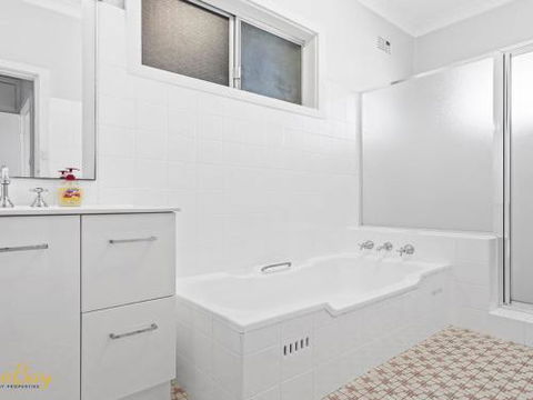 Elanora Ocean St. No.8 - Holiday Adelaide 2