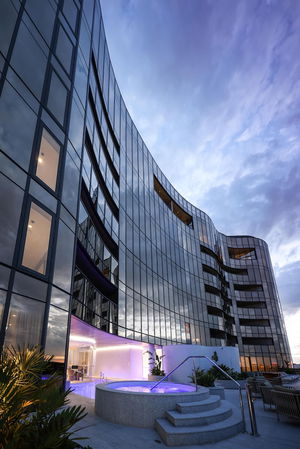 Eos by SkyCity