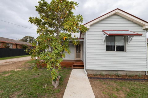 Kinross On Cox Sweet Neat & Simple + Wifi - Holiday Adelaide 3