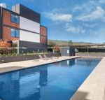 Trendy Self Contained Inner City Apartment - Holiday Adelaide