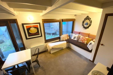 Alpine Retreat - Holiday Adelaide 4