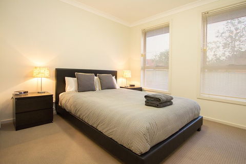 Vantage Court A Hidden Gem Of Mudgee 11 - Holiday Adelaide 5