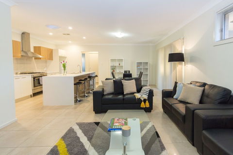 Vantage Court A Hidden Gem Of Mudgee 11 - Holiday Adelaide 3