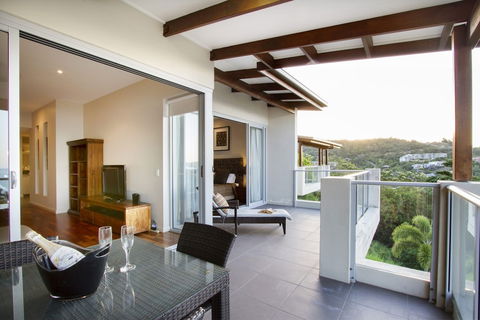 Oscars View Airlie Beach - Holiday Adelaide 5