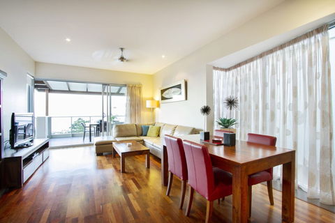 Oscars View Airlie Beach - Holiday Adelaide 3