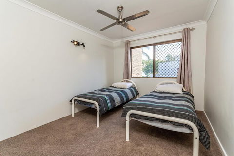 Great Location Close To Waterfront Shops Restaurants & Cafes. - Holiday Adelaide 4