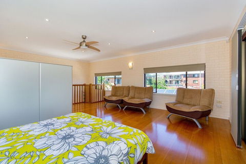 Magical Holiday Home Welsby Pde Bongaree - Holiday Adelaide 6