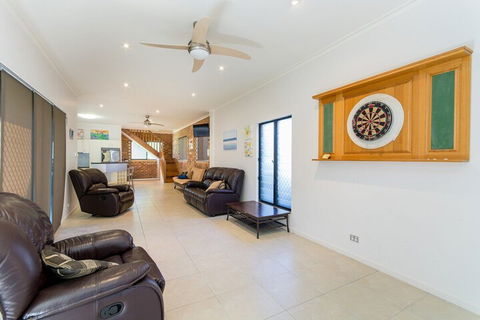 Magical Holiday Home Welsby Pde Bongaree - Holiday Adelaide 7