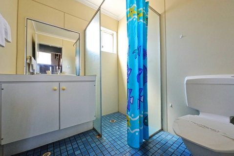 Abrolhos Reef Lodge - Holiday Adelaide 5