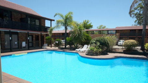 Maclin Lodge Motel - Holiday Adelaide 4