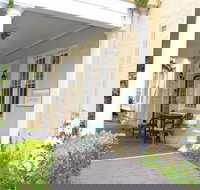 Georgian Court Bed  Breakfast - Holiday Adelaide