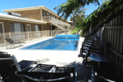 Allambi Holiday Apartments - Holiday Adelaide 7