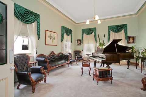 Merton Manor Exclusive Bed And Breakfast - Holiday Adelaide 4