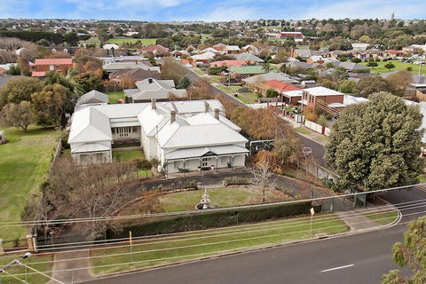 Merton Manor Exclusive Bed And Breakfast - Holiday Adelaide 2