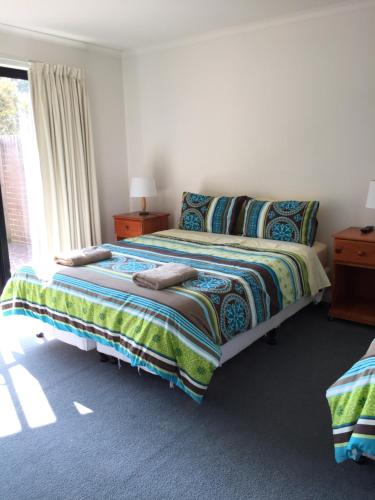 Central Cowes Family Townhouses - Holiday Adelaide 1