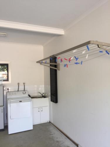 Central Cowes Family Townhouses - Holiday Adelaide 5