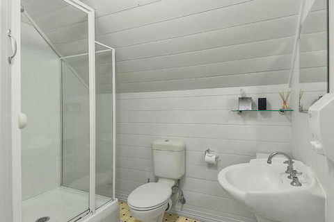 One Thornbury Boutique B & B - Holiday Adelaide 7