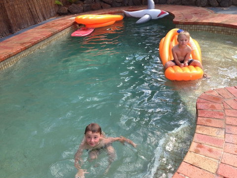 Surf City Motel - Holiday Adelaide 2