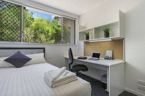 Murdoch University Village - Holiday Adelaide 3
