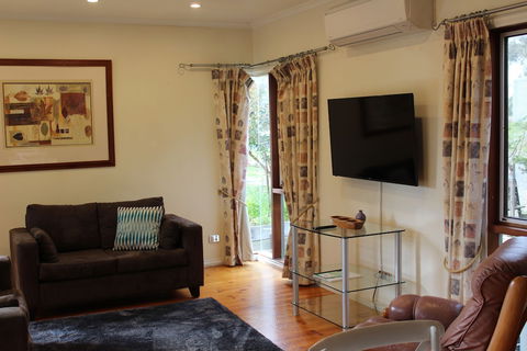Australian Home Away At Wonga Park Brushy Creek - Holiday Adelaide 6