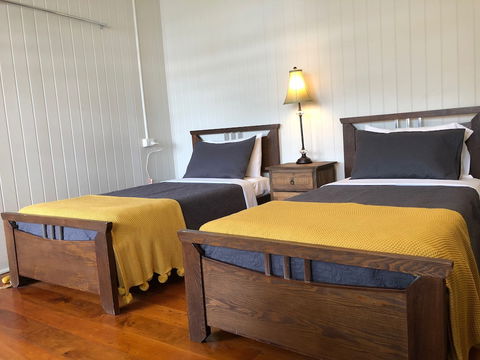 Five 3 Five - The Beachside Barracks - Holiday Adelaide 5