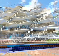 Bayview Beach Holiday Apartments - Holiday Adelaide